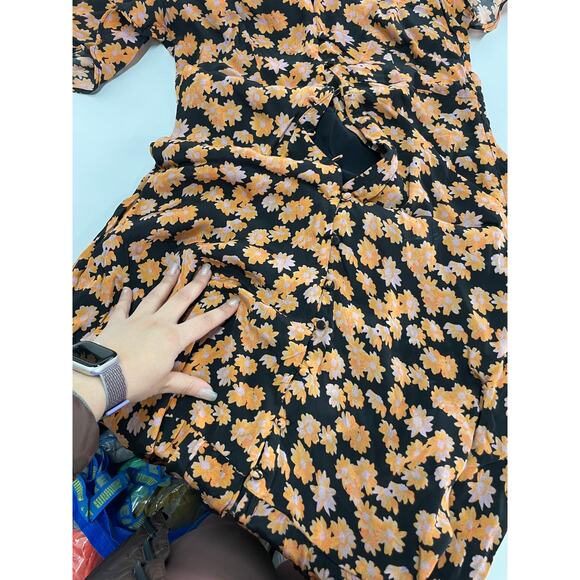 VEDA Dress Womens Medium Montana Orange Black Floral Printed Button Front Midi - Picture 13 of 13